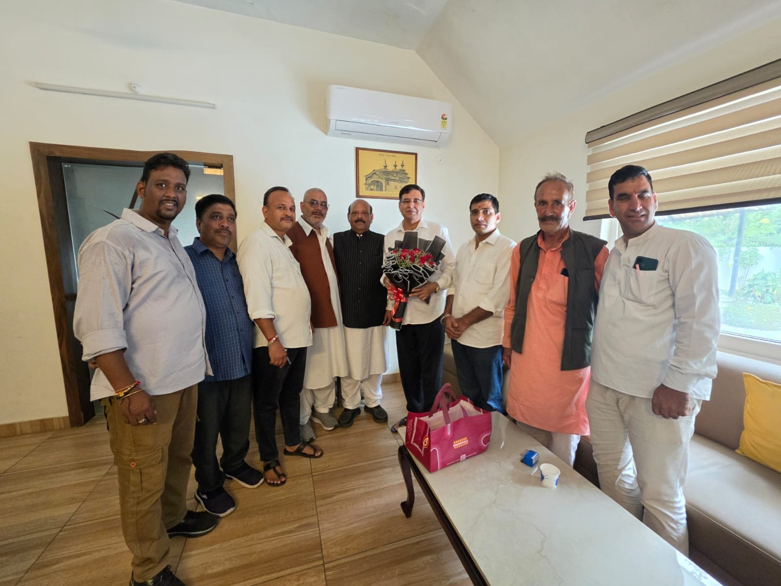 कांग्रेस सोशल मीडिया कमेटी के नवनियुक्त पदाधिकारियों ने प्रीतम सिंह से की मुलाकात, संगठन को मजबूत करने का लिया संकल्प